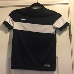 Boys Nike Top